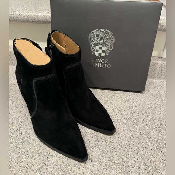 Vince Camuto Granda Black Zipper Closure Pointed Eye Ankle Boot size 11 NEW - Picture 2 of 14